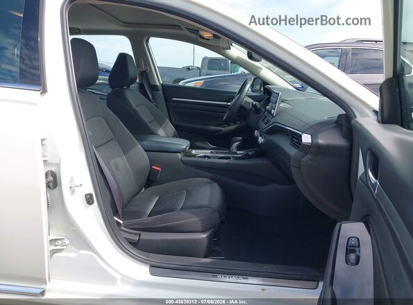 1N4BL4DV6LC224329 2020 NISSAN ALTIMA White Widok wnętrza z przodu