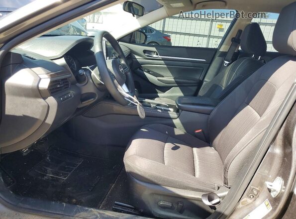 1N4BL4DV6PN376783 2023 NISSAN ALTIMA Silver Vista interior delantera