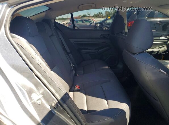 1N4BL4DV6RN322855 2024 NISSAN ALTIMA Gray Vista de los asientos traseros
