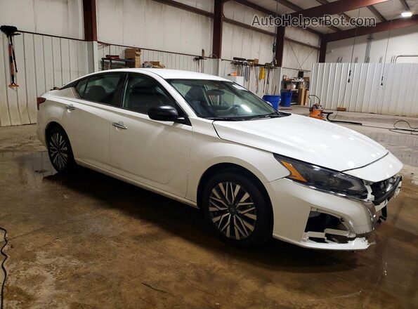 1N4BL4DV6RN339817 2024 NISSAN ALTIMA Белый Передняя правая четверть