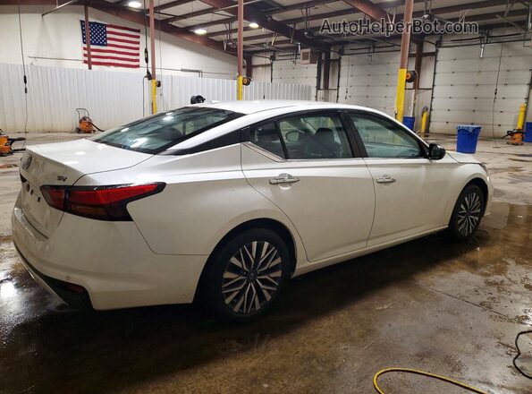 1N4BL4DV6RN339817 2024 NISSAN ALTIMA Белый Задняя правая четверть