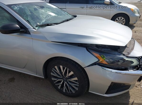 1N4BL4DV6RN346802 2024 NISSAN ALTIMA Серебряный Вид задней части салона