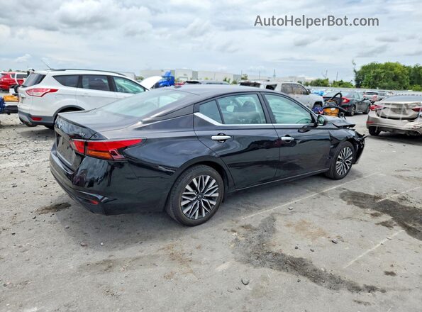 1N4BL4DV6RN350784 2024 NISSAN ALTIMA Черный Задняя правая четверть