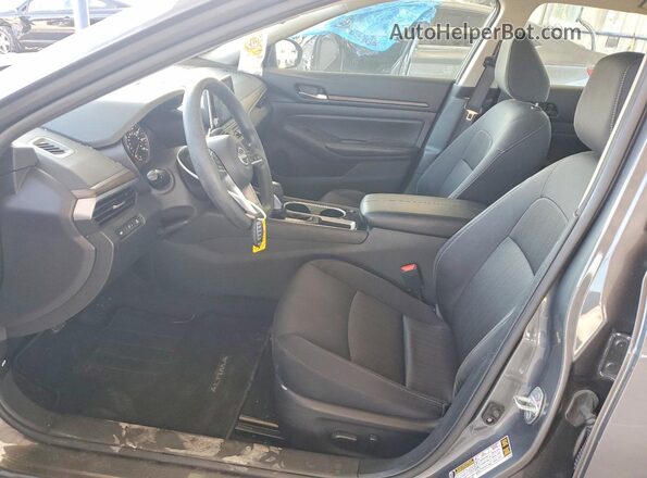 1N4BL4DV6RN356861 2024 NISSAN ALTIMA Gray Widok wnętrza z przodu