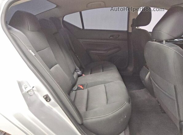 1N4BL4DV6RN360313 2024 NISSAN ALTIMA Серебряный Вид задних сидений