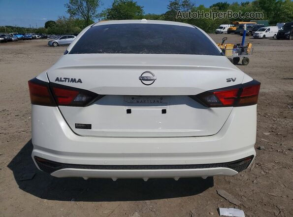 1N4BL4DV6RN367357 2024 NISSAN ALTIMA White Հետևի տեսք
