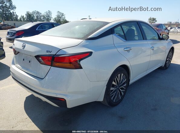 1N4BL4DV6RN381386 2024 NISSAN ALTIMA White Tył prawy
