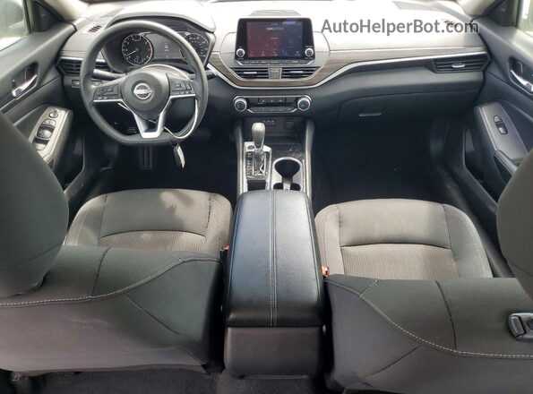 1N4BL4DV6RN429310 2024 NISSAN ALTIMA Серебряный Вид панели приборов