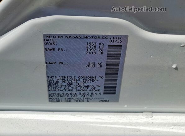 1N4BL4DV6SN362844 2025 NISSAN ALTIMA White Vista del compartimento del motor