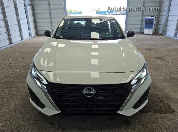 1N4BL4DV6SN400024 2025 NISSAN ALTIMA White Front view
