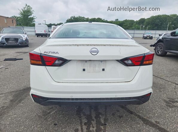 1N4BL4DV6TN312351 2026 NISSAN ALTIMA White Հետևի տեսք