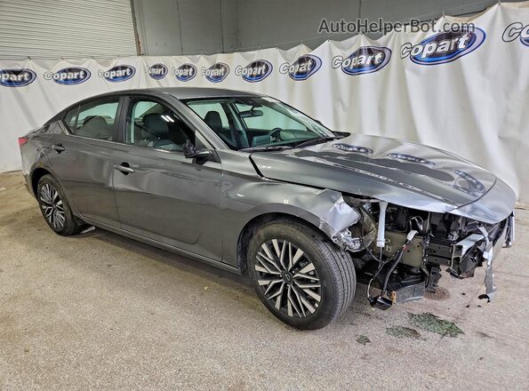 1N4BL4DV6TN321941 2026 NISSAN ALTIMA Gray Передня права чверть