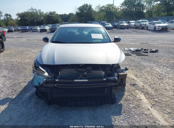 1N4BL4DV6TN326413 2026 NISSAN ALTIMA Silver Սալոնի հետևի տեսք