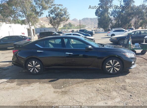 1N4BL4DV7LC114471 2020 NISSAN ALTIMA Black Rear interior view