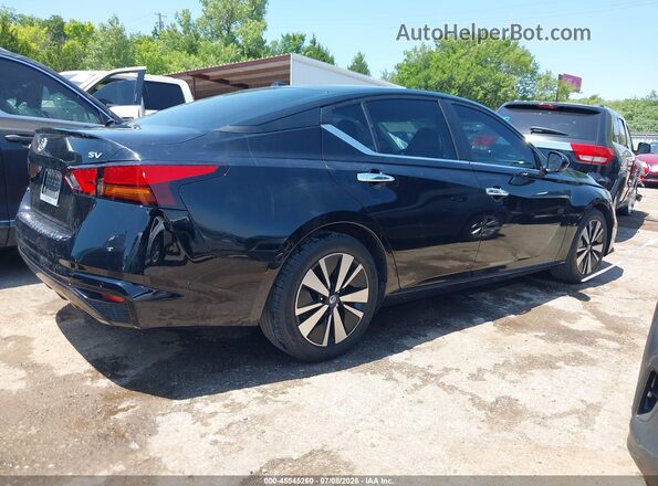 1N4BL4DV7NN423817 2022 NISSAN ALTIMA Черный Вид задней части салона