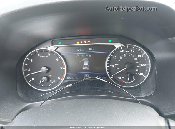 1N4BL4DV7PN346580 2023 NISSAN ALTIMA Maroon Vista de los asientos traseros