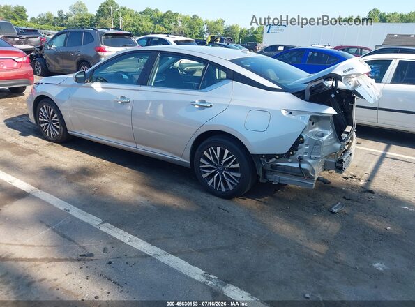 1N4BL4DV7PN366795 2023 NISSAN ALTIMA Silver Trasero izquierdo