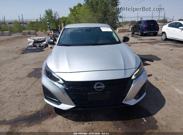 1N4BL4DV7RN392624 2024 NISSAN ALTIMA Silver Instrument cluster view