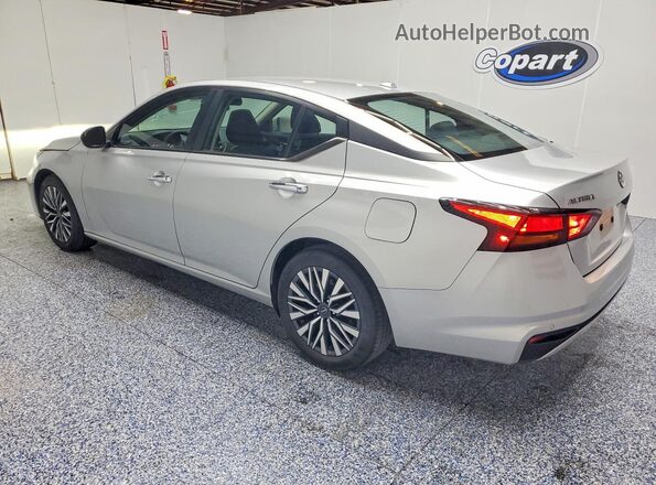 1N4BL4DV7RN410118 2024 NISSAN ALTIMA Silver უკანა მარცხენა