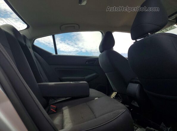 1N4BL4DV7RN410121 2024 NISSAN ALTIMA Silver Հետևի նստատեղերի տեսք