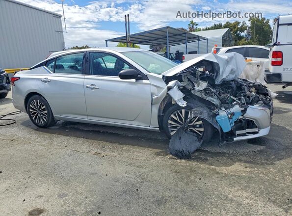 1N4BL4DV7RN410121 2024 NISSAN ALTIMA Silver Առջևի աջ