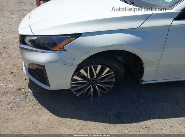 1N4BL4DV7SN357524 2025 NISSAN ALTIMA White Widok z przodu