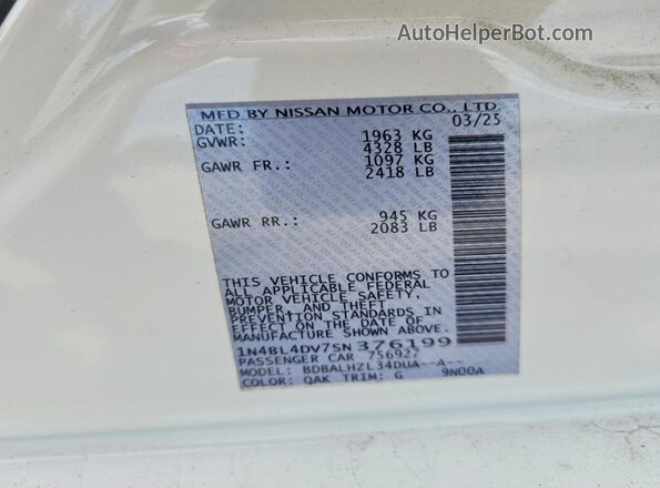 1N4BL4DV7SN376199 2025 NISSAN ALTIMA White Շարժիչի բաժամունքի տեսք