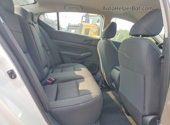 1N4BL4DV7TN311757 2026 NISSAN ALTIMA White Widok tylnych siedzeń