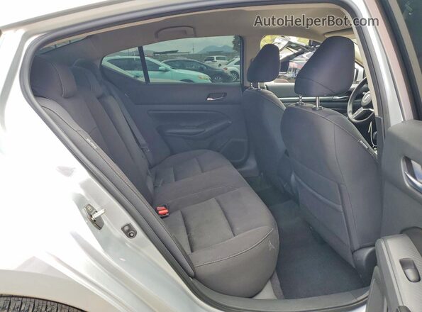 1N4BL4DV8NN416875 2022 NISSAN ALTIMA Silver Հետևի նստատեղերի տեսք