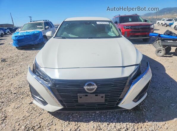 1N4BL4DV8PN367048 2023 NISSAN ALTIMA White Widok z przodu