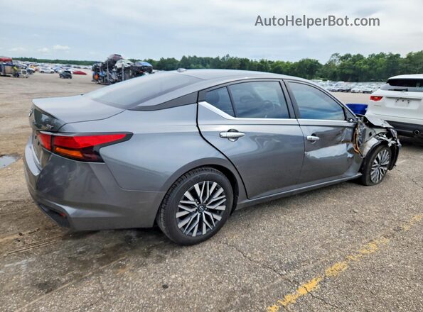 1N4BL4DV8PN391835 2023 NISSAN ALTIMA Gray Trasero derecho