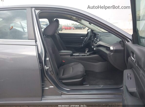 1N4BL4DV8RN353637 2024 NISSAN ALTIMA Gray Front interior view