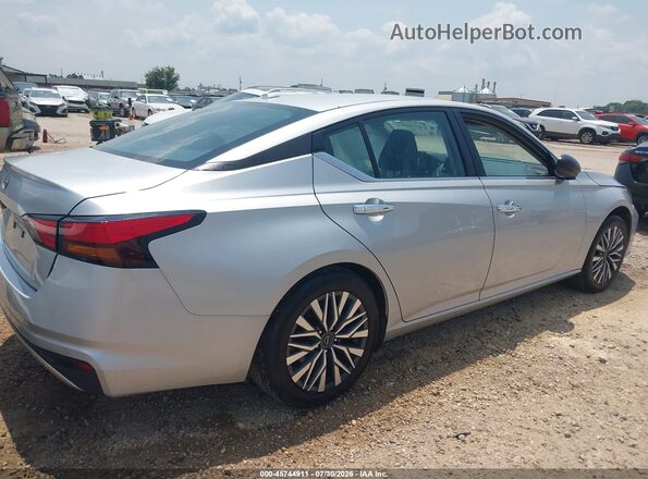 1N4BL4DV8SN366507 2025 NISSAN ALTIMA Silver Tył prawy