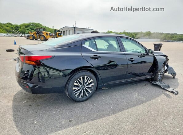 1N4BL4DV8TN336330 2026 NISSAN ALTIMA Черный Задняя правая четверть