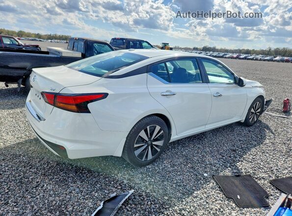 1N4BL4DV9MN416172 2021 NISSAN ALTIMA White Tył prawy