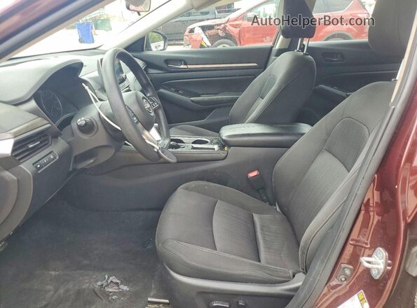 1N4BL4DV9PN320319 2023 NISSAN ALTIMA Burgundy Vista interior delantera