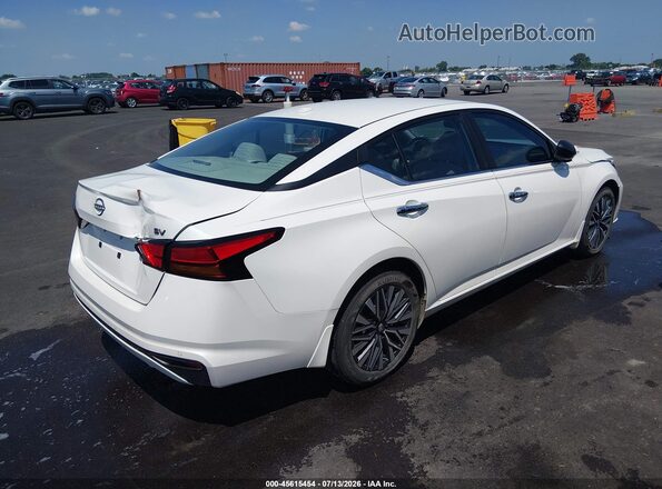 1N4BL4DV9RN357129 2024 NISSAN ALTIMA Белый Задняя правая четверть