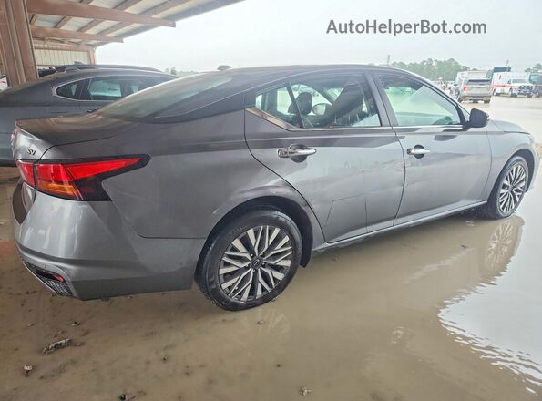 1N4BL4DV9RN392933 2024 NISSAN ALTIMA Серый Задняя правая четверть