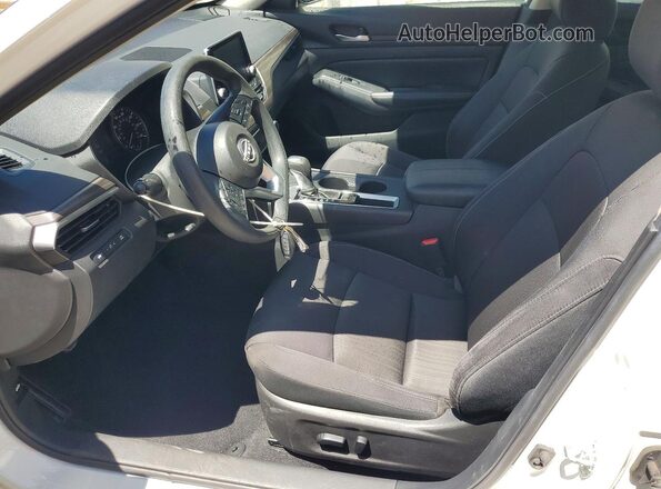1N4BL4DV9SN317767 2025 NISSAN ALTIMA White Vista interior delantera
