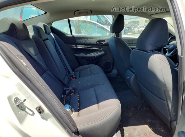 1N4BL4DV9SN363776 2025 NISSAN ALTIMA Белый Вид задних сидений