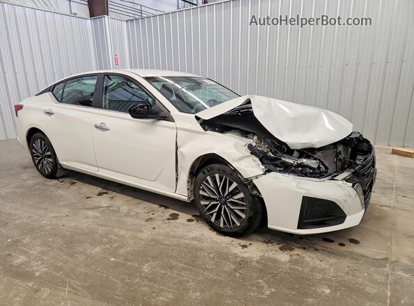 1N4BL4DV9SN393795 2025 NISSAN ALTIMA White Delantero derecho