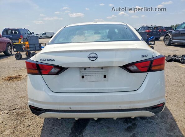 1N4BL4DVXRN324334 2024 NISSAN ALTIMA White Rear view