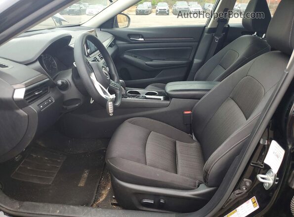 1N4BL4DVXRN343630 2024 NISSAN ALTIMA Черный Вид салона спереди