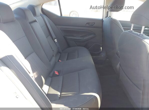 1N4BL4DVXSN412614 2025 NISSAN ALTIMA Silver VIN sticker view