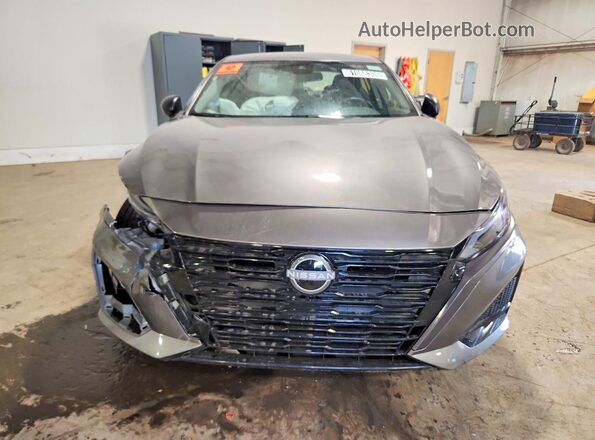 1N4BL4DVXTN305922 2026 NISSAN ALTIMA Серый Вид спереди