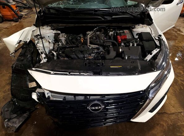 1N4BL4DW0RN355097 2024 NISSAN ALTIMA White უკანა სალონის ხედი