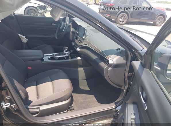 1N4BL4DW0RN396880 2024 NISSAN ALTIMA Черный Вид салона спереди