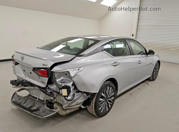 1N4BL4DW1RN409183 2024 NISSAN ALTIMA Silver Հետևի աջ