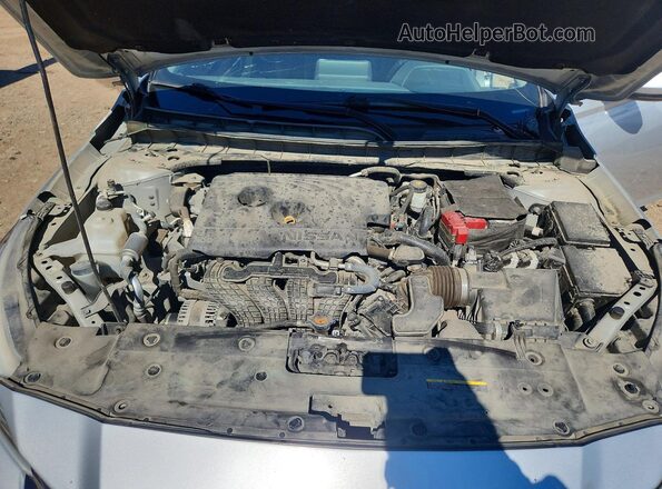 1N4BL4DW2KC153279 2019 NISSAN ALTIMA Silver Widok wnętrza z tyłu