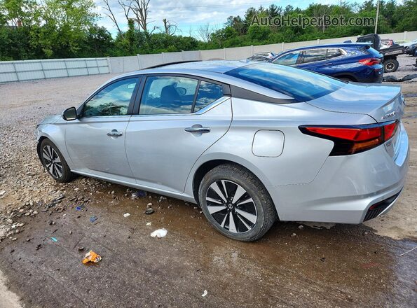 1N4BL4DW2NN368976 2022 NISSAN ALTIMA Серебряный Задняя левая четверть